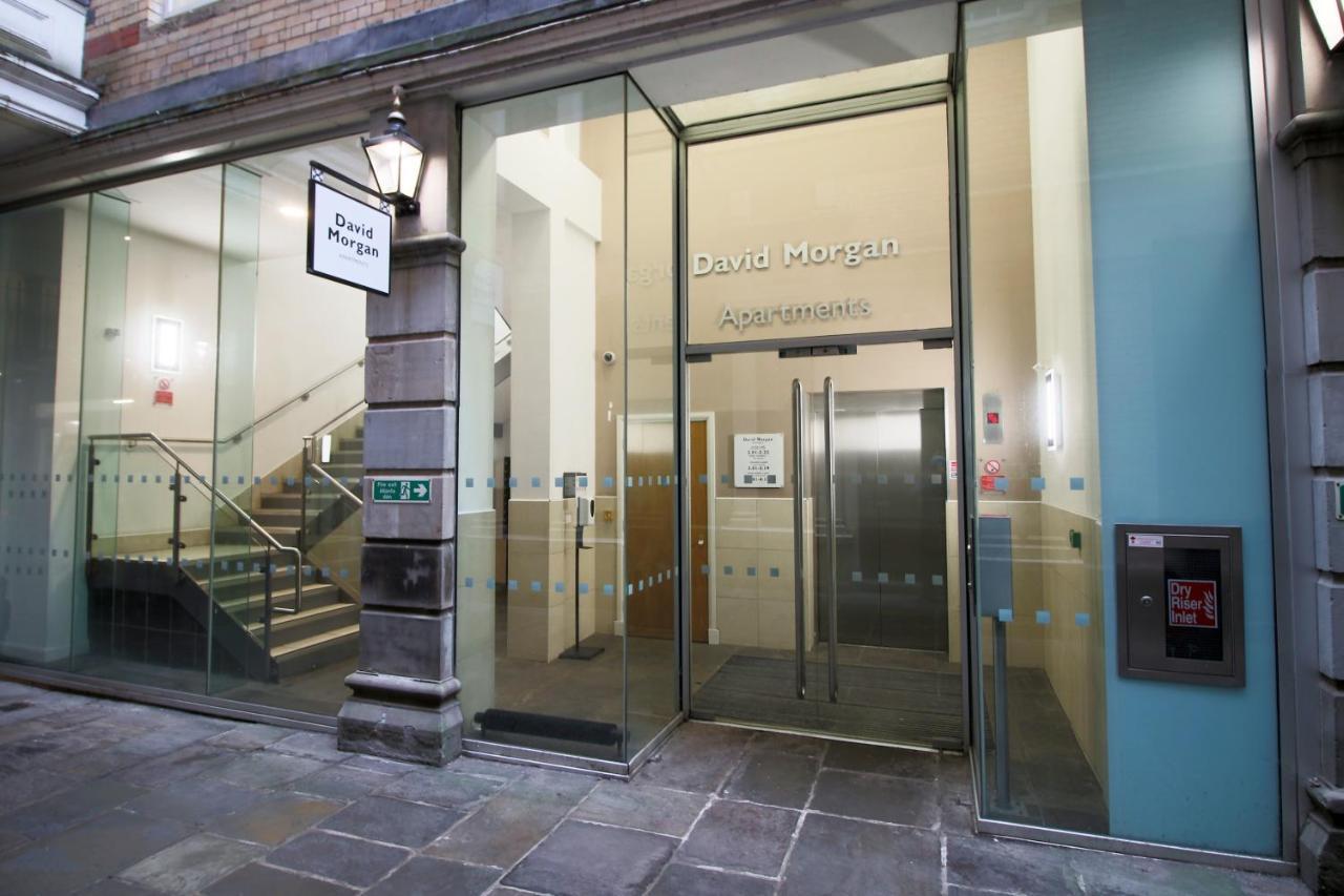 No 2 Under The Clock By Ssw - 2Br, Right In The City Centre, Sleeps 6 Cardiff Exteriör bild